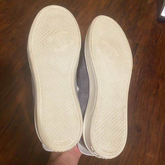 Pre love Chanel sneaker